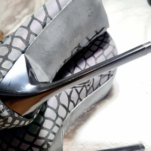 AZELIA WANG Bootie Size 10 New without tag. - Picture 3 of 9